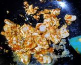 Foto langkah ke 3 dari resep Kwetiau Goreng Pedas.