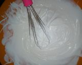 A picture of step 2 of Icecream strawberry flavoured.