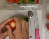 A picture of step 3 of Cream-in Frozen Strawberry.