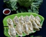 A picture of step 7 of Vegetable Momo.