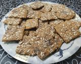 Foto del paso 3 de la receta: Galletitas saladas con semillas