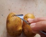 A picture of step 1 of Whole Baked Potato.