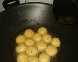 Foto langkah ke 4 dari resep Tahu Bulat Pedas.