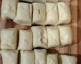 Foto langkah ke 4 dari resep Bolen Pisang Coklat Keju.
