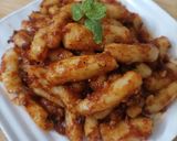 A picture of step 10 of Korean chewy garlic Potato in Red sauce.