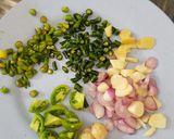 Foto langkah ke 3 dari resep Ayam Cabe Hijau Gurih.