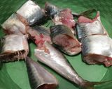 Foto langkah ke 1 dari resep 29. Ikan Salem Masak Sarden.