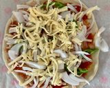 Foto langkah ke 7 dari resep Thin-crust pizza.