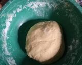 Foto langkah ke 2 dari resep Donat sederhana.