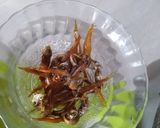 Foto langkah ke 2 dari resep Tumis Pare Teri.