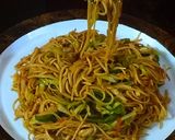 A picture of step 4 of Hakka Noodles.