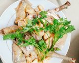 Hình bước làm 3 của món Gà hấp tỏi