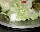 Foto langkah ke 3 dari resep Tumis Sawi Putih Telur Kapri.