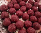 பீட்ரூட் கோலா உருண்டை (Beetroot kola urundai recipe in tamil) ரெசிபி ஸ்டேப் 2 புகைப்படம்