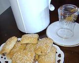 صورة لخطوة 1 من وصفة بسكويت بالتمر و الجلجلان 😋