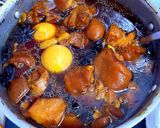 A picture of step 5 of Braised Pork Leg.