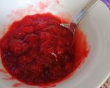 Foto del passaggio 4 della ricetta Torta morbida alle fragole