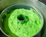 Foto langkah ke 4 dari resep Bolu Pandan Kukus.