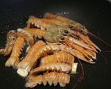 A picture of step 3 of Vellutata Di Scampi E Patate Langostine And Potato Soup.