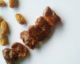 A picture of step 5 of Dry dates kaju chocolate.