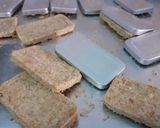 Foto langkah ke 5 dari resep Kue Sagon Renyah.