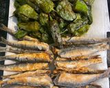 Foto del paso 2 de la receta: Boquerones frescos en vinagre fritos con pimientos del Padrón😜😜