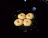 Foto langkah ke 7 dari resep Donat Ubi kuning.