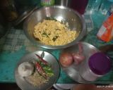 A picture of step 4 of Millets pongal vada.