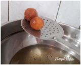 A picture of step 6 of Milk Powder Gulab Jamun.