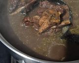 Foto langkah ke 4 dari resep Rawon Campuran Sengkel dan Tulang.
