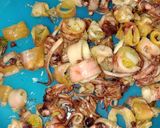 Foto langkah ke 1 dari resep Tumis cumi asin cabe ijo.