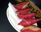 A picture of step 13 of Two Colours samosa.
