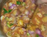 A picture of step 3 of Chicken jalfrezi.