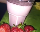 Foto del paso 4 de la receta: Batido de leche kefirada con fresas