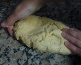 Foto del paso 2 de la receta: Orejas de Carnaval