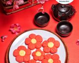 Foto langkah ke 2 dari resep Red blossom cookies🍪.