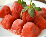 Foto langkah ke 1 dari resep Strawberry ice yogurt.