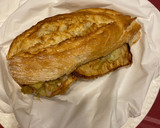Foto del paso 4 de la receta: Bocadillo de coliflor y lomo a la plancha