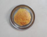 A picture of step 4 of Ajwain ki Poori.