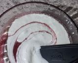 Foto del paso 3 de la receta: Tarta con mousse de frutillas y crema Chantilly 🍓🍓🍓💞💞