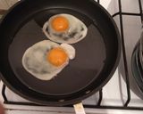 Foto del paso 2 de la receta: Fideos con huevo frito