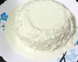 A picture of step 4 of Malai Steam Rava Cake.
