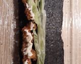 Foto del paso 6 de la receta: Uramaki de "pollo rebozado, lechuga y mayonesa"