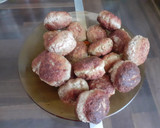 Foto del paso 2 de la receta: Albóndigas en salsa de pimientos rojos 🤤