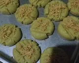 Foto langkah ke 6 dari resep Greentea Cookies.