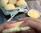 Foto del paso 5 de la receta: Pan 🥖de queso 🧀 y ajo 🧄