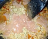 Foto langkah ke 5 dari resep Seblak Mie.