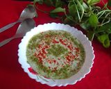 A picture of step 3 of Morianga powder raita.