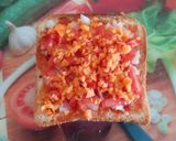 A picture of step 4 of Bread Pizza Without Fire.