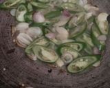 Foto langkah ke 2 dari resep Tumis Kerang Kacang Panjang & Bunga Turi.